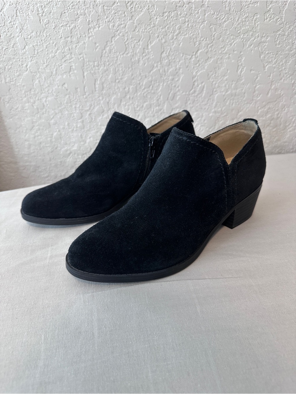 Naturalizer Zarie Black Suede Ankle Booties Block Heel Size 7.5M